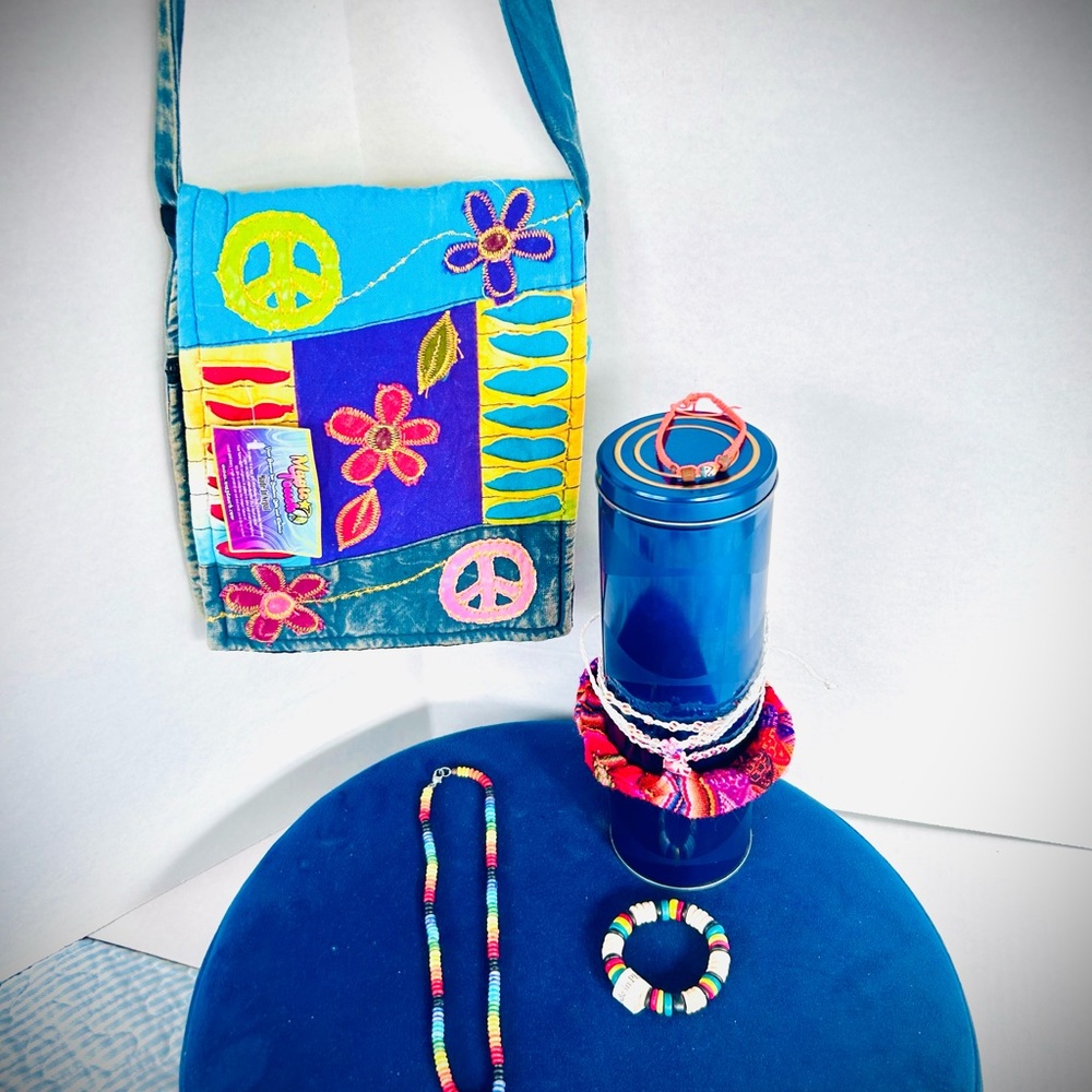 Brand new purse from St Thomas and other island items